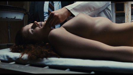 Сиськи из фильма про маньяка