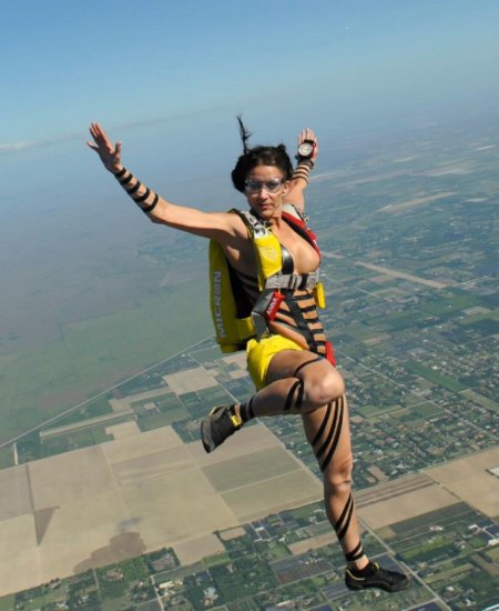 Марика Краав парашютистка