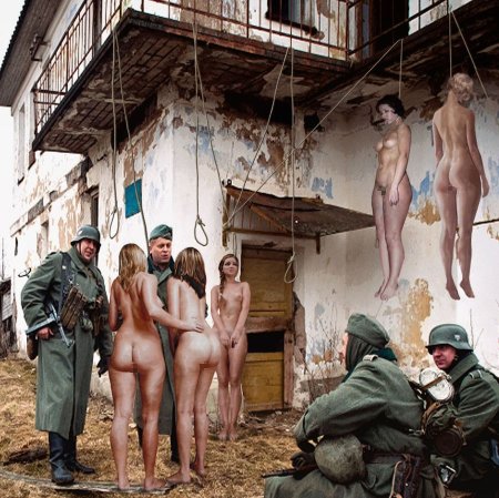 Фото голых пленных женщин