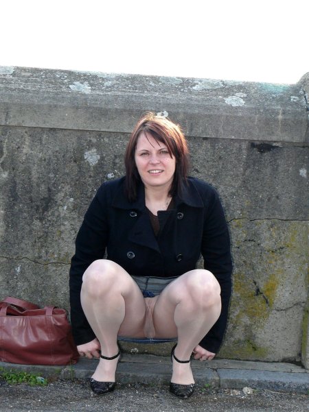 Зрелые толстушки на корточках