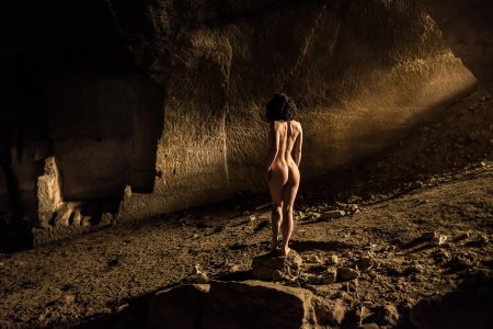 Cave girl голая