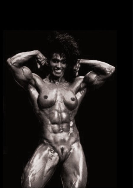 Рейчел Каммон Мускул ню