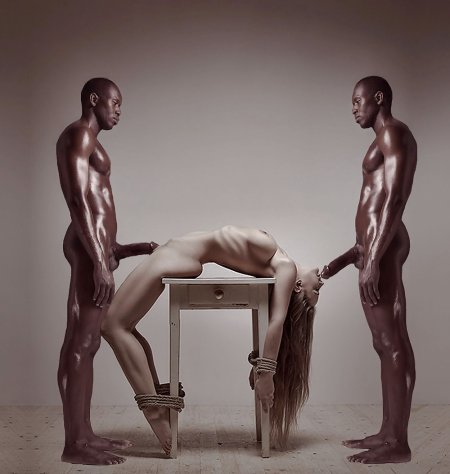 Голые негры и белые женщины