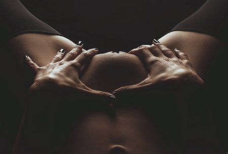 Эстетика женского тела ню