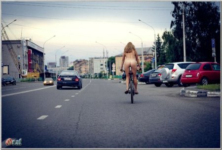 Новокузнецк Оскар Граф голая велосипедистка