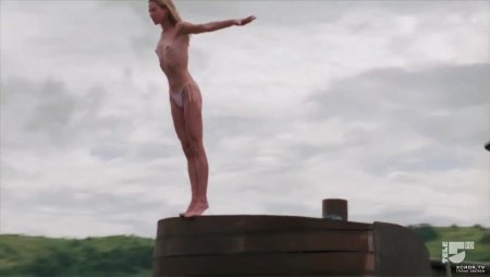 Старики голышом прыгают