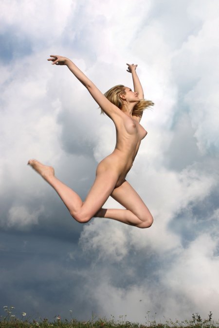 Голые прыгуньи с вышки