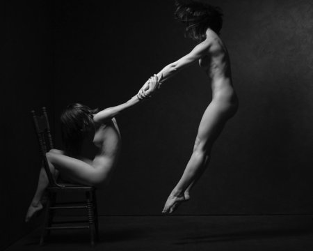 Эротические танцы голых пар