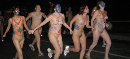 Голые студенческие развлечения