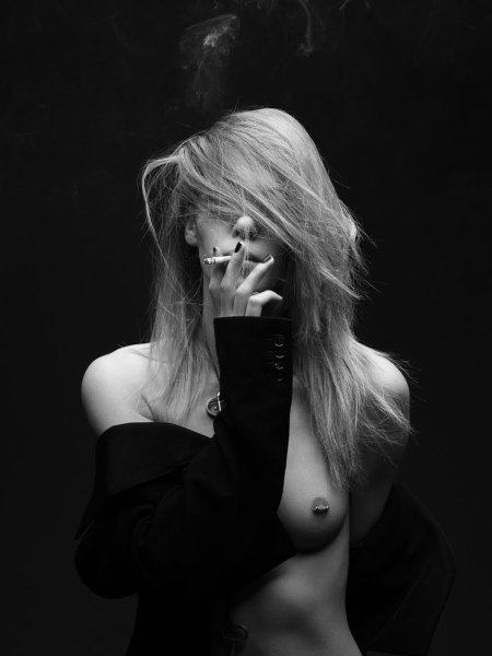 Красивые и дерзкие девушки ню