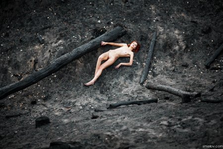 Ню в экстремальных местах