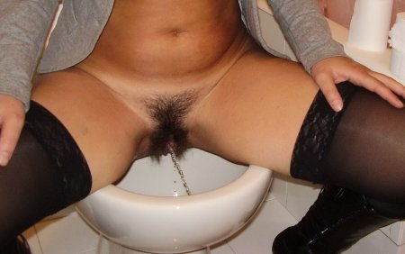 Волосатые киски в трусиках