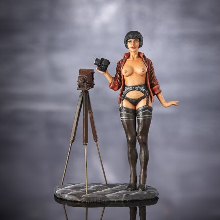 Голые фигурки комп игр