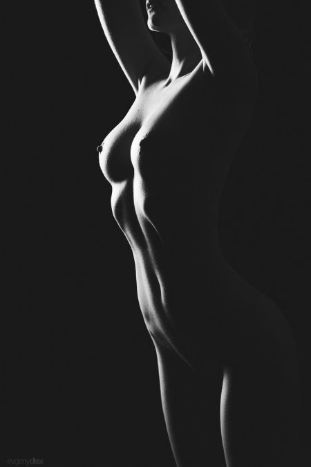 Красивое голое женское тело