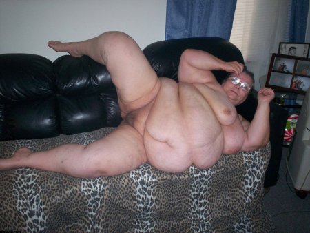 Голые толстые старушки