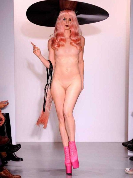 Чарли Ле Минду Charlie le naked