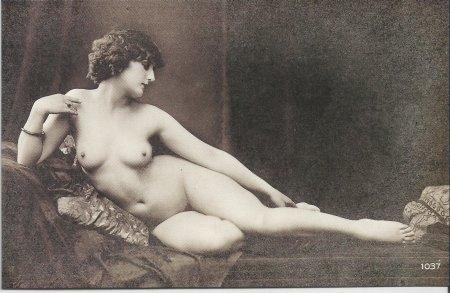 Голые женщины прошлого