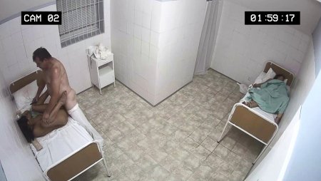 Голые бабы в психбольнице