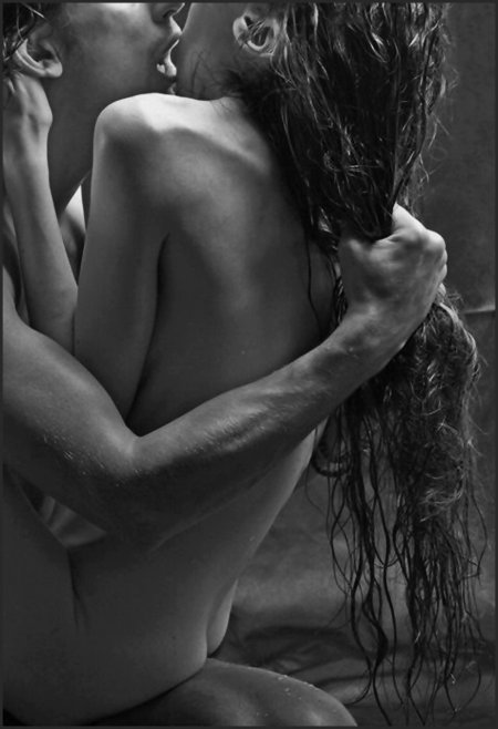 Страстные объятия