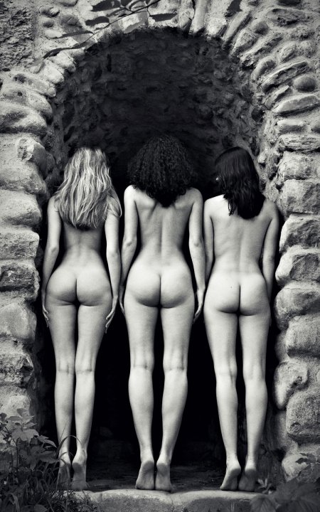 Голые женщины вид сзади
