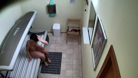 Скрытые камеры в душевых лагеря