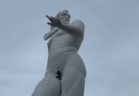 Статуя в Находке