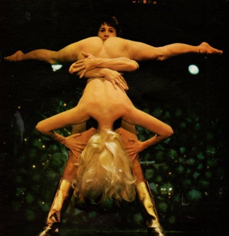 Эротические цирковые номера