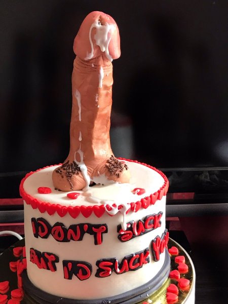 Эротический торт в виде члена