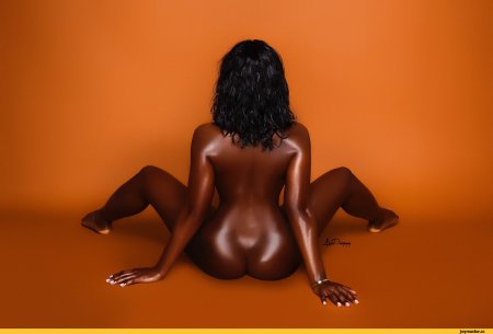 Красивые голые шоколадки