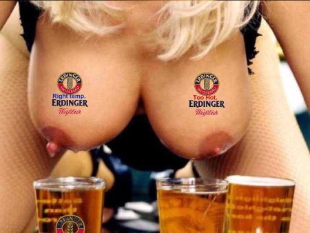 Пиво и женщина с сиськами голыми