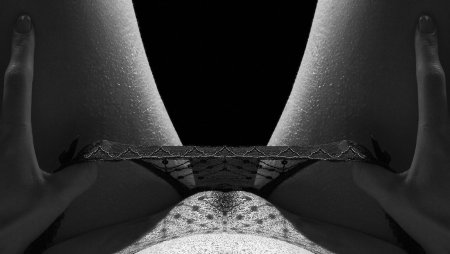 Красивые женские лобки в трусиках