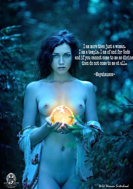 Голые женщины колдуньи