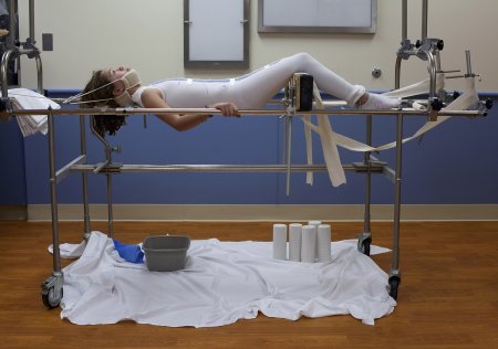 Человек на операционном столе