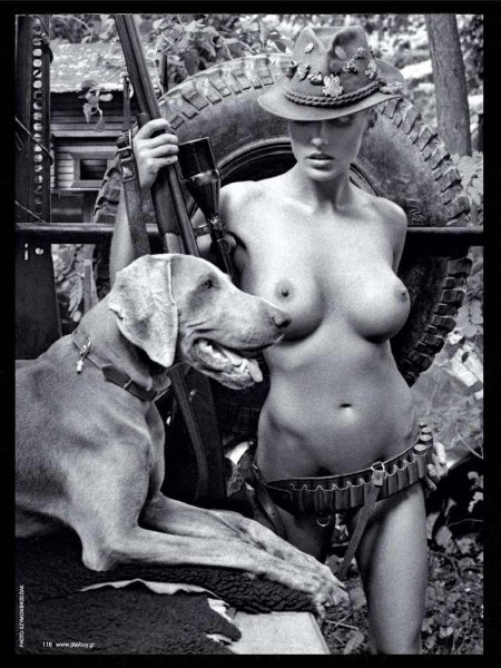 Эротическая фотосессия с собакой
