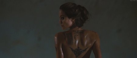 Анджелина джоли особо опасен голая