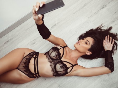 Красивые девушки в Нижнем белье