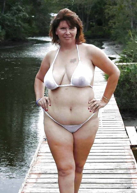 Зрелые толстушки в купальнике
