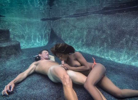 Джейми Валентина Underwater sex