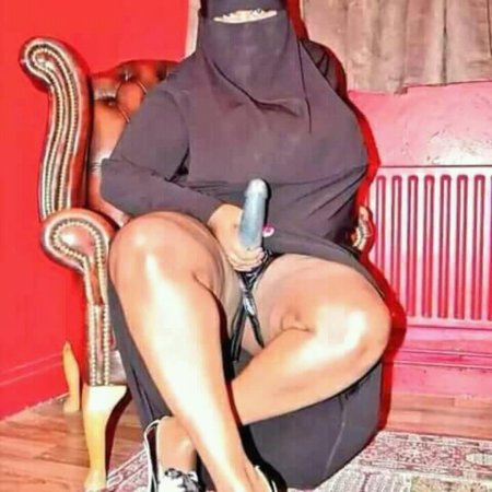 Голые мусульманки в хиджабах