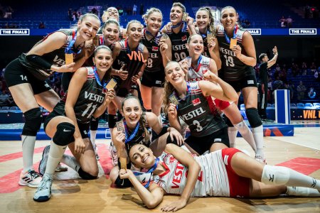 Женская сборная игра