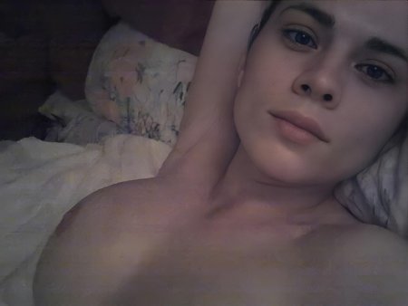 Хейли Этвелл хакеры голые сиськи