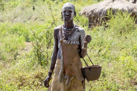 Жена вождя племени Мурси