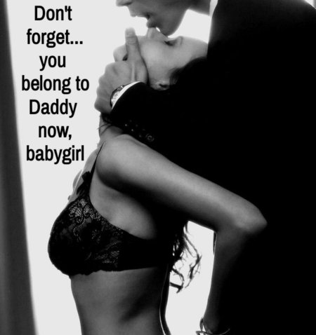 Поцелуй в пах женщине