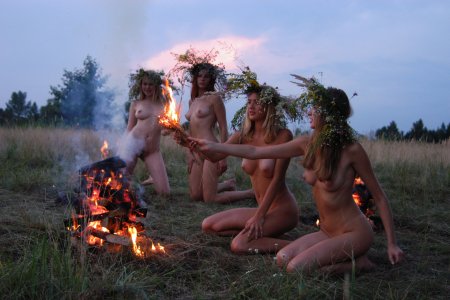 Иван Купала голые женщины