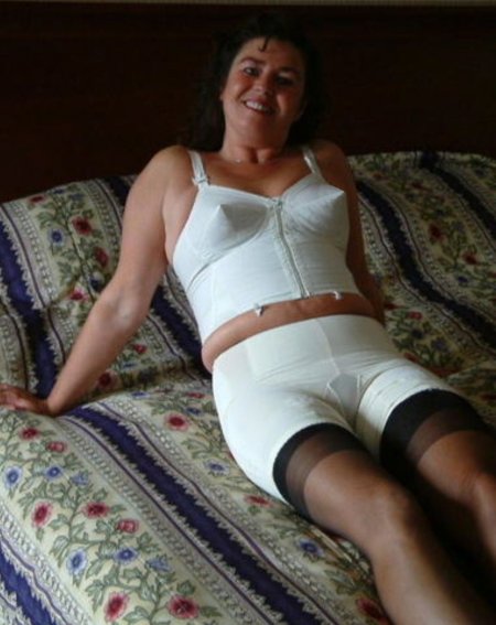 Зрелые тетки в панталонах