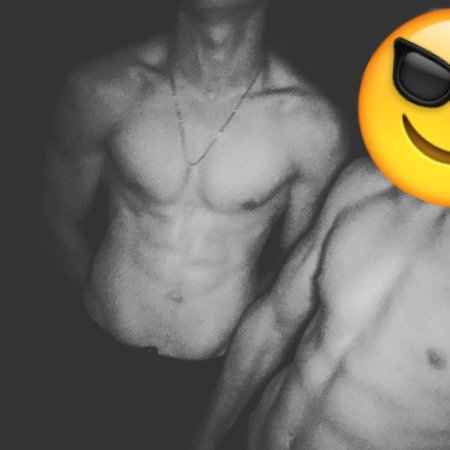 Литвин без футболки