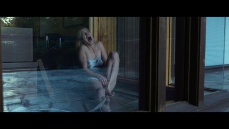 Розамунд Пайк постельные сцены