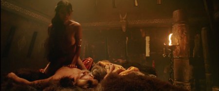 Розарио Доусон в фильме Александр