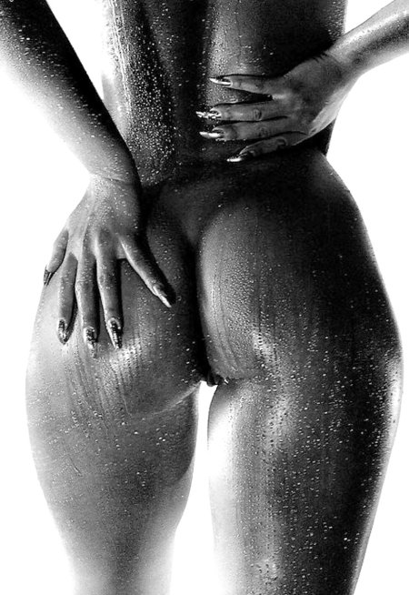 Маленькие черные попки