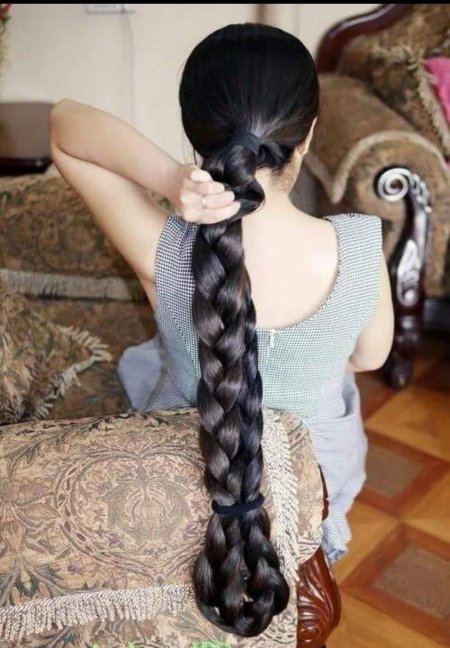 Длинные чёрные косы